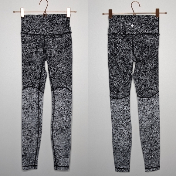Lululemon wunder under high rise tight luxtreme polar shift legging 2 - Picture 1 of 10
